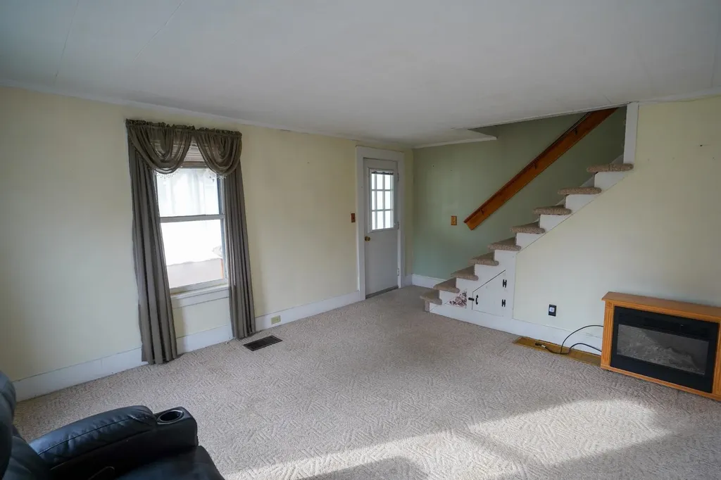 15 Walnut Street St. Albans City VT 05478