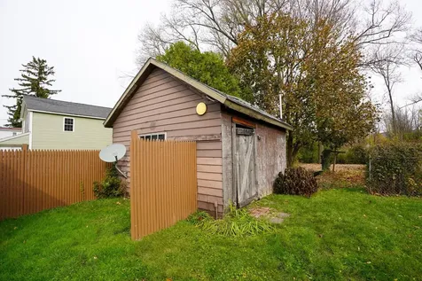 15 Walnut Street St. Albans City VT 05478