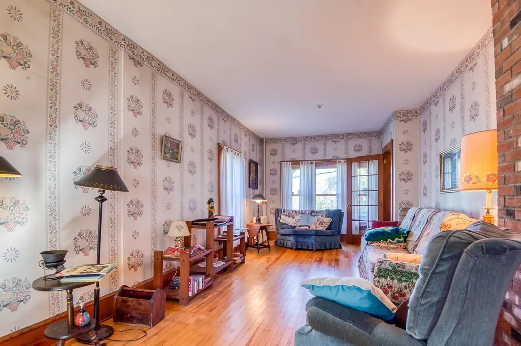 818 Concord Avenue St. Johnsbury VT 05819