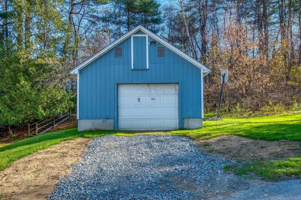 818 Concord Avenue St. Johnsbury VT 05819