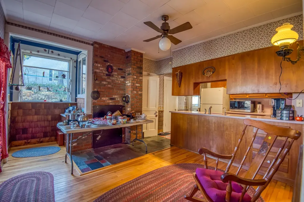 818 Concord Avenue St. Johnsbury VT 05819