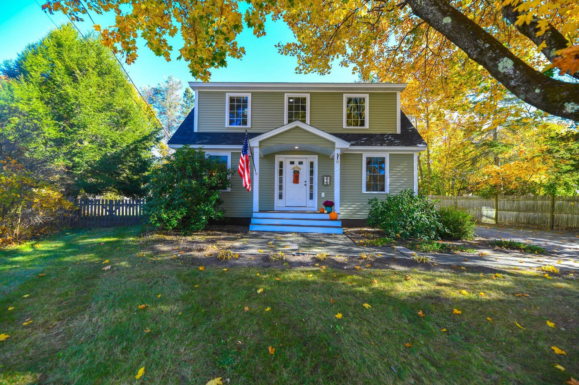 10 Maplecrest Street Newmarket NH 03857