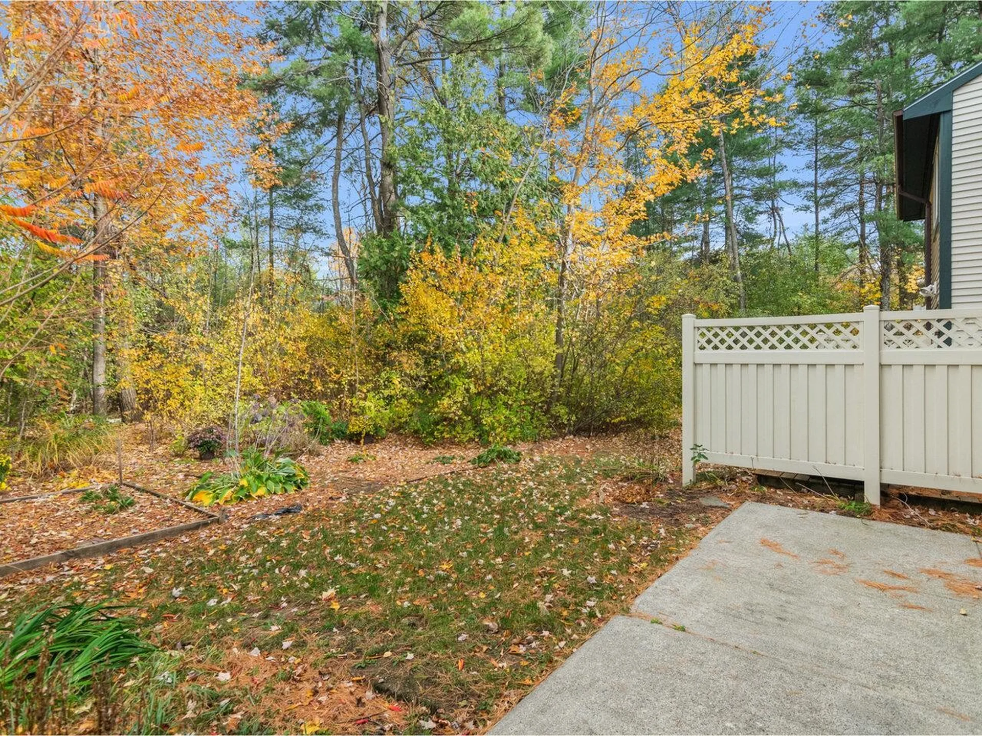 18 Lake Forest Drive Burlington VT 05401