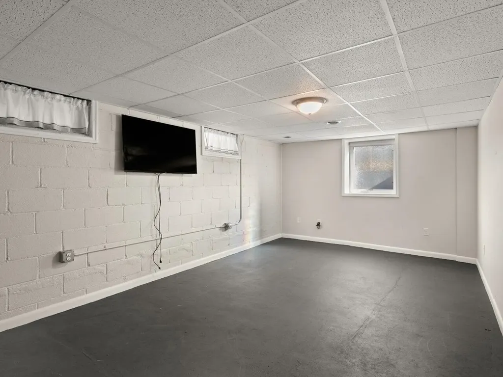 38 Cortland Avenue South Burlington VT 05403