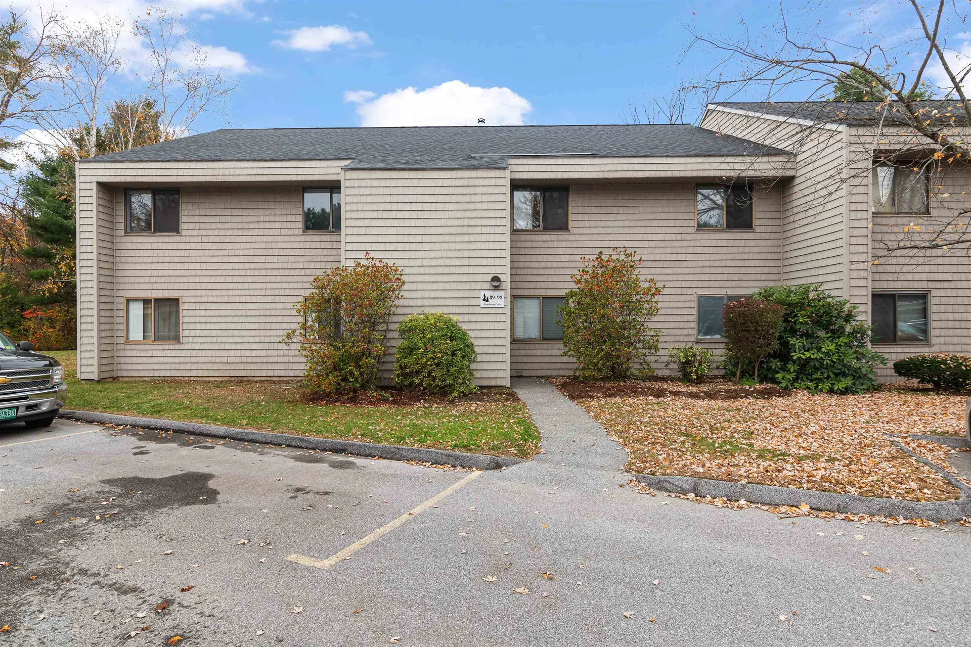 90 Hawthorne Circle South Burlington VT 05403