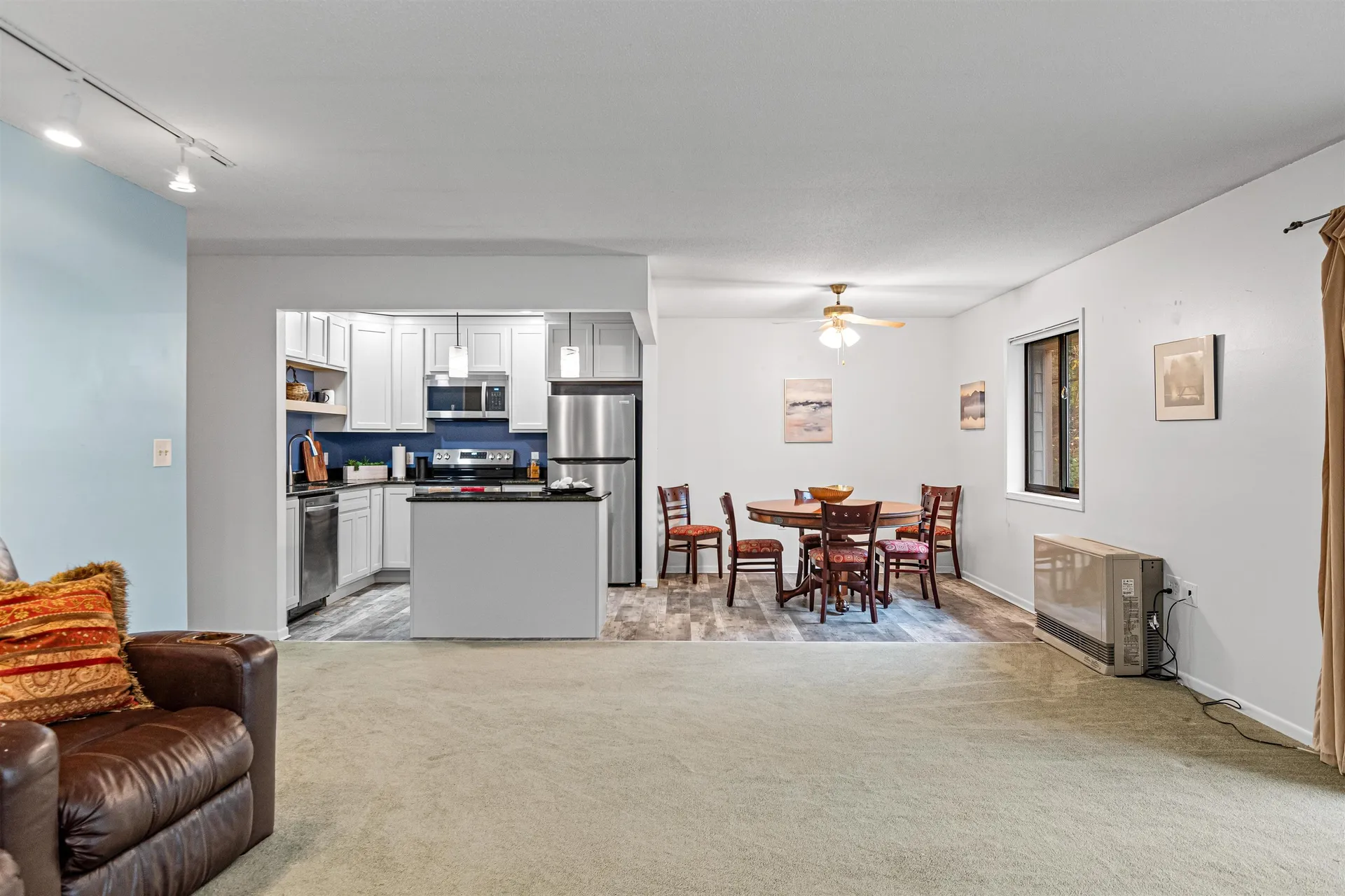 90 Hawthorne Circle South Burlington VT 05403