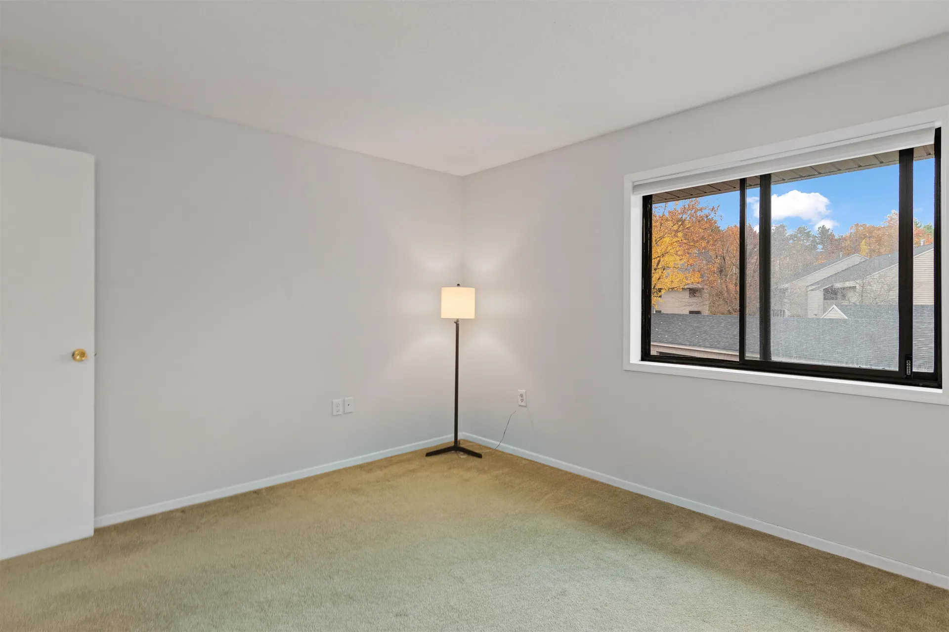 90 Hawthorne Circle South Burlington VT 05403