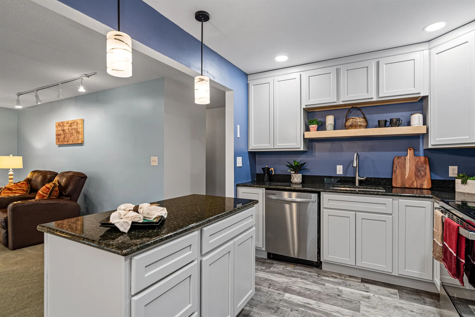 90 Hawthorne Circle South Burlington VT 05403