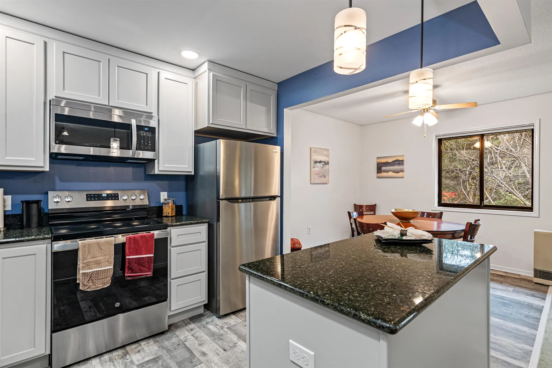 90 Hawthorne Circle South Burlington VT 05403