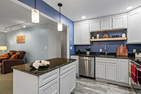 90 Hawthorne Circle South Burlington VT 05403