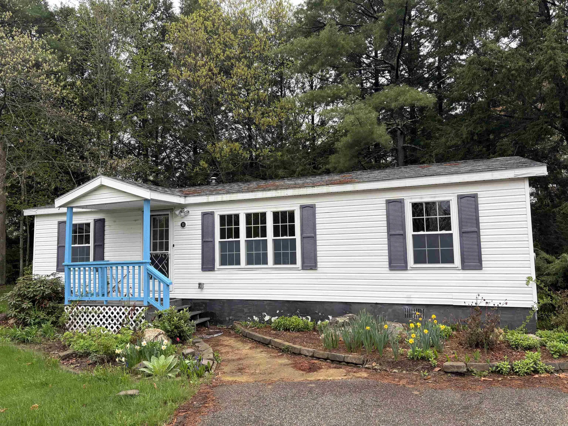 10 Lilac Lane Belmont NH 03220