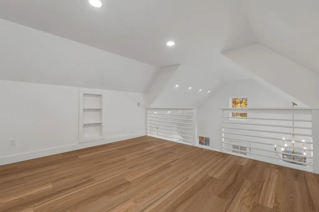 13 Ethan Allen Road Tuftonboro NH 03816