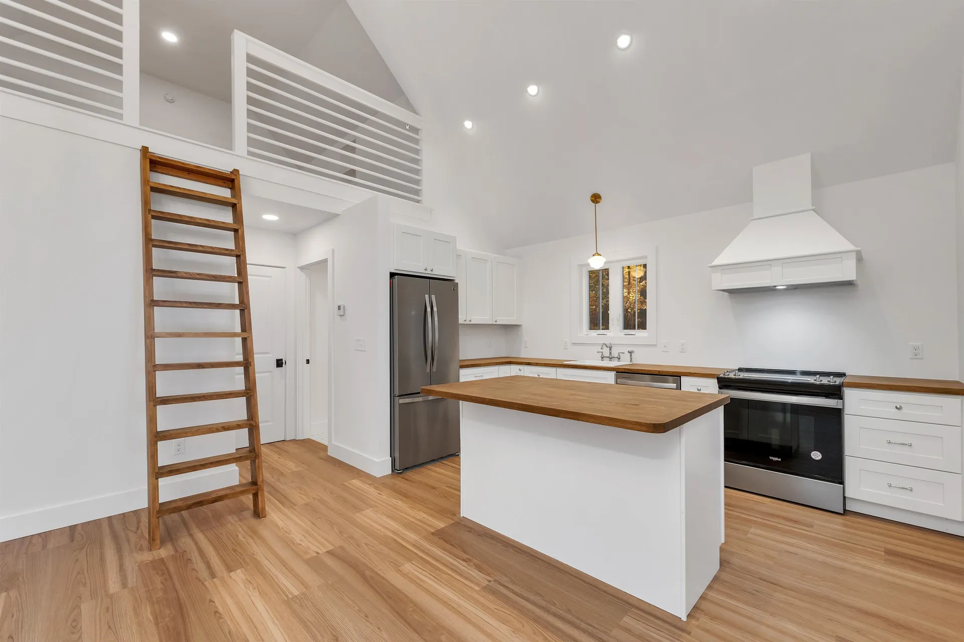 13 Ethan Allen Road Tuftonboro NH 03816