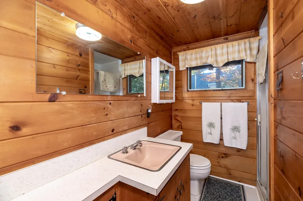 83 Bonney Shores Road Meredith NH 03253