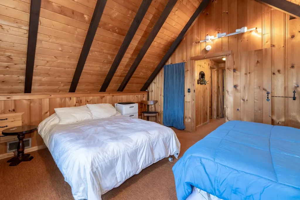 83 Bonney Shores Road Meredith NH 03253