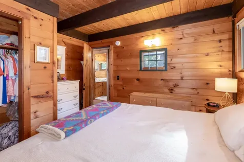 83 Bonney Shores Road Meredith NH 03253