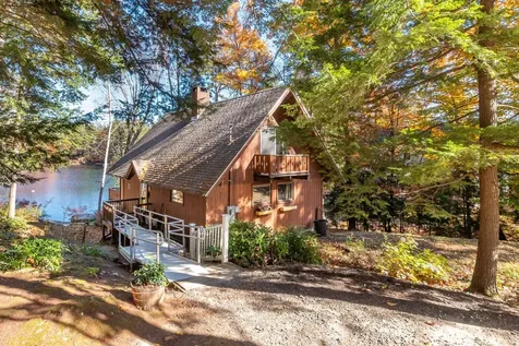 83 Bonney Shores Road Meredith NH 03253