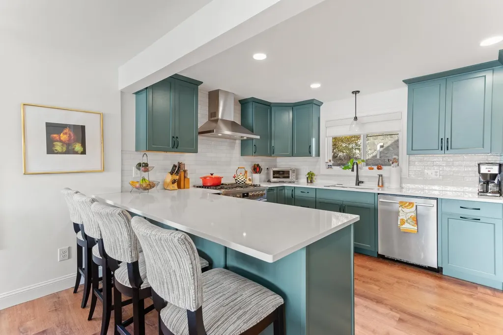 19 Rocky Ridge Road Windham NH 03087