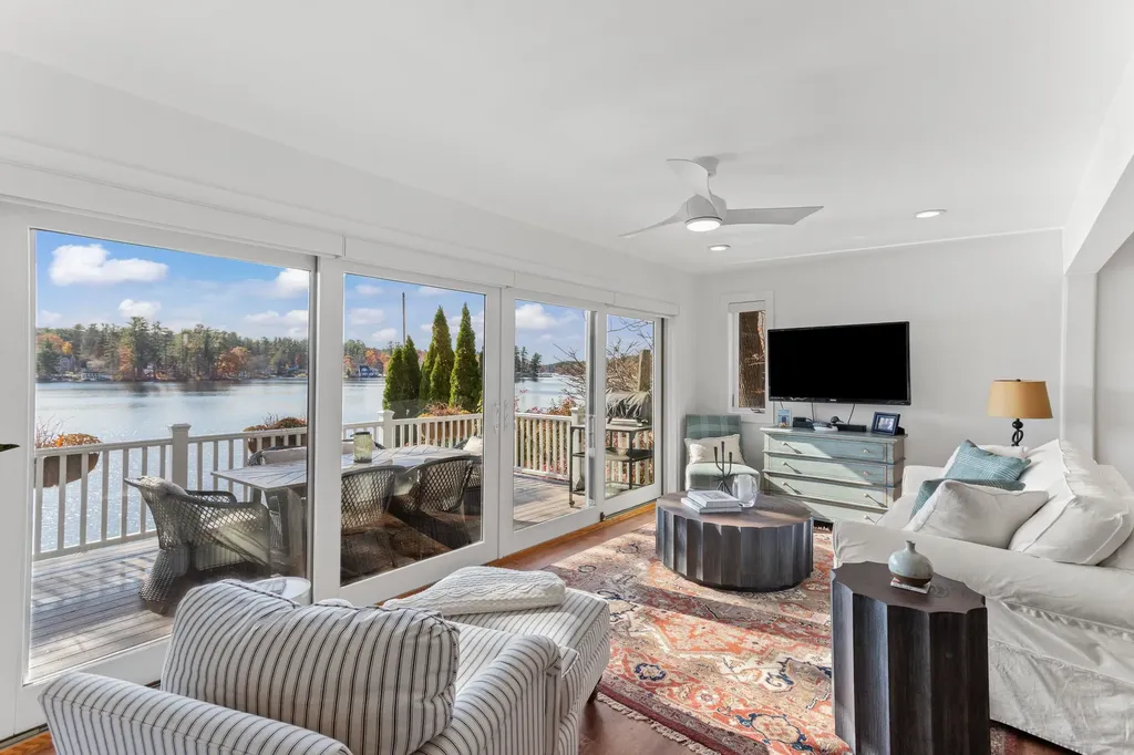 19 Rocky Ridge Road Windham NH 03087