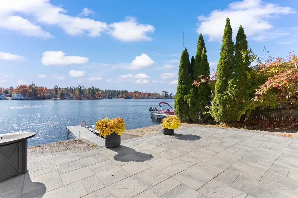 19 Rocky Ridge Road Windham NH 03087