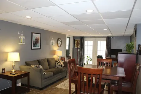 47 Henry Drive Effingham NH 03882