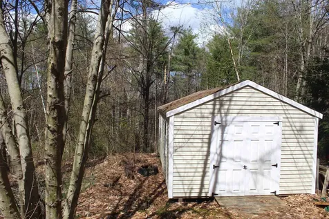 47 Henry Drive Effingham NH 03882