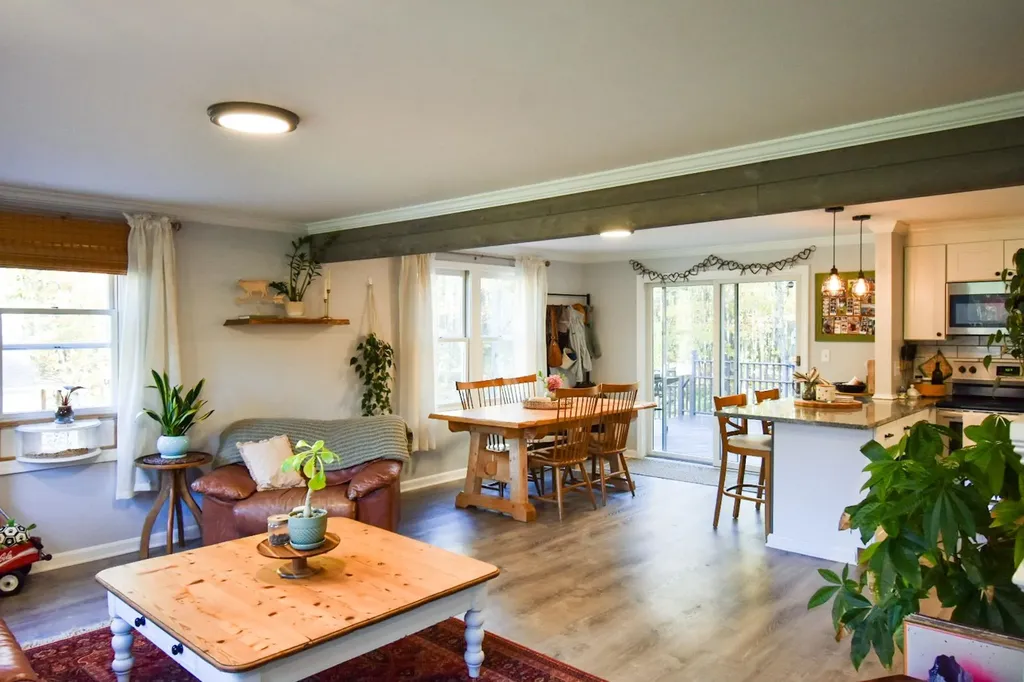 2 Reverend Parker Road Londonderry NH 03053