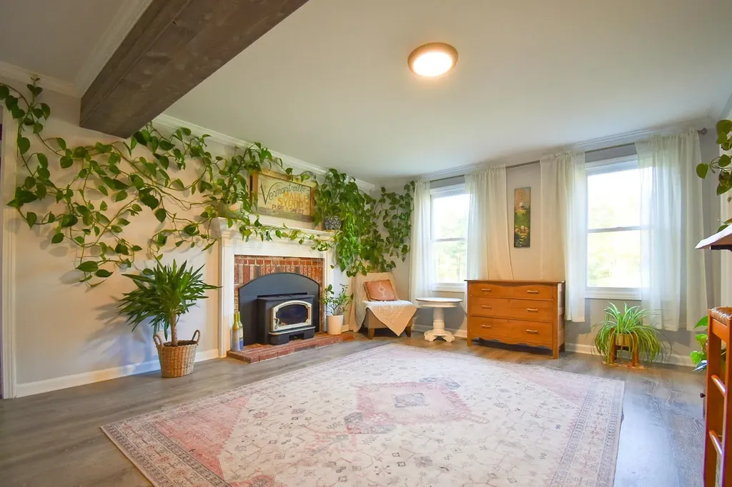 2 Reverend Parker Road Londonderry NH 03053