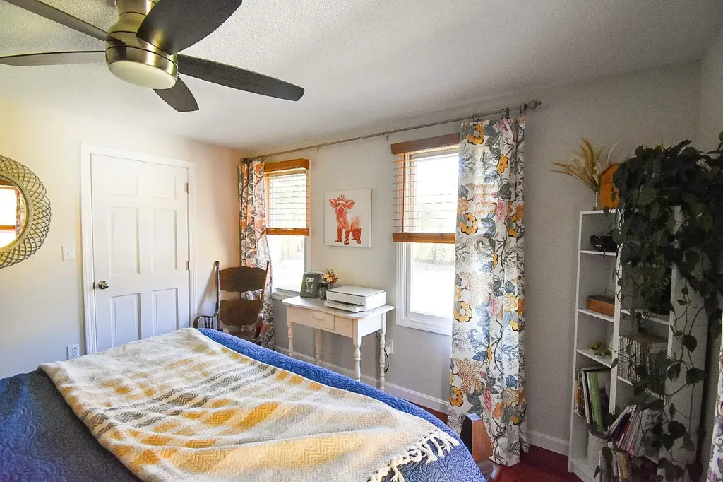 2 Reverend Parker Road Londonderry NH 03053