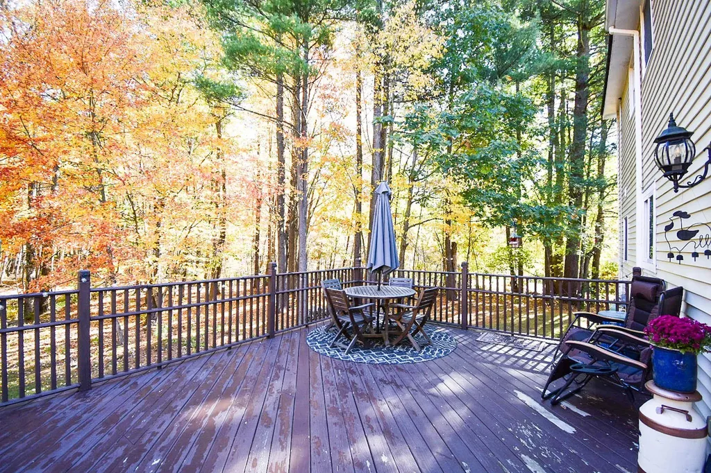 2 Reverend Parker Road Londonderry NH 03053