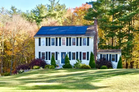 2 Reverend Parker Road Londonderry NH 03053