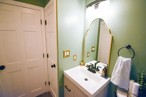 2 Reverend Parker Road Londonderry NH 03053