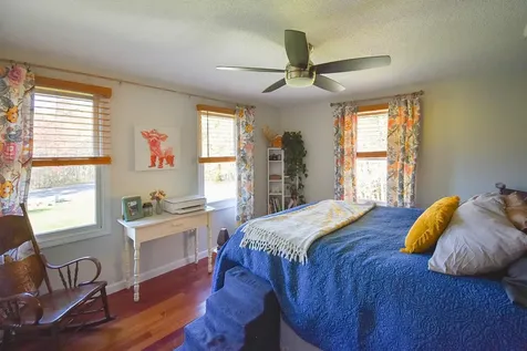 2 Reverend Parker Road Londonderry NH 03053