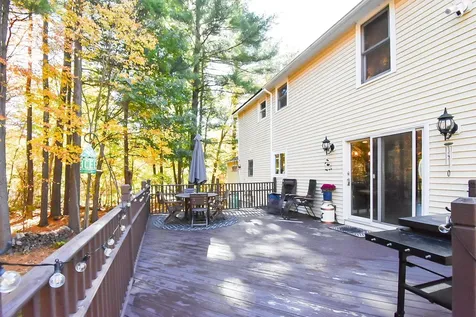 2 Reverend Parker Road Londonderry NH 03053