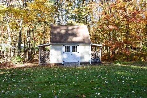 2 Reverend Parker Road Londonderry NH 03053