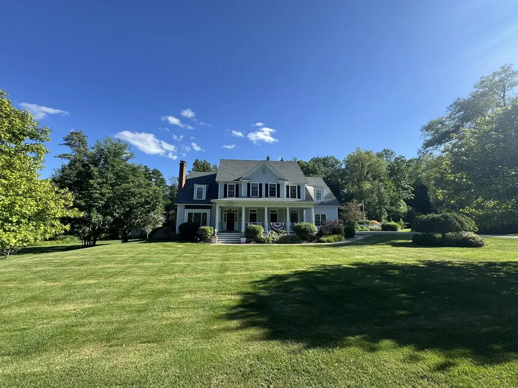 163 Taconic Road Manchester VT 05254