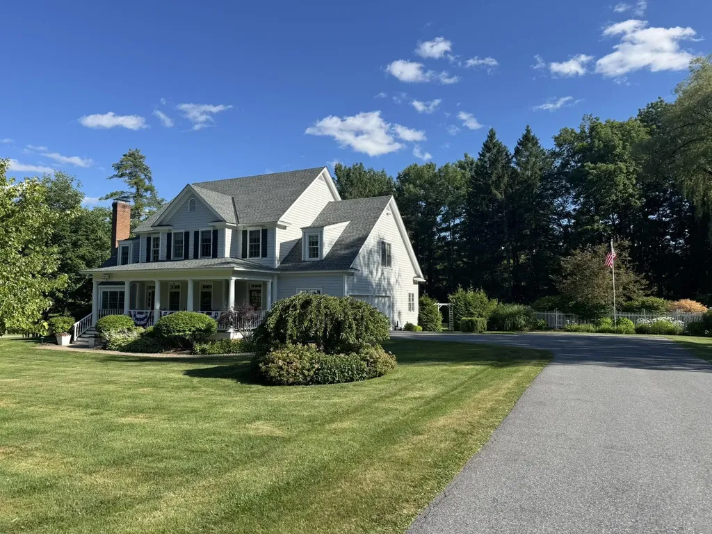 163 Taconic Road Manchester VT 05254