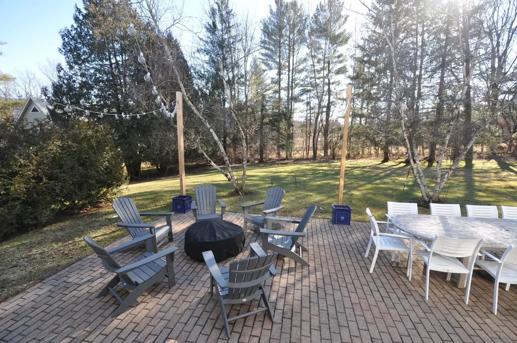 163 Taconic Road Manchester VT 05254