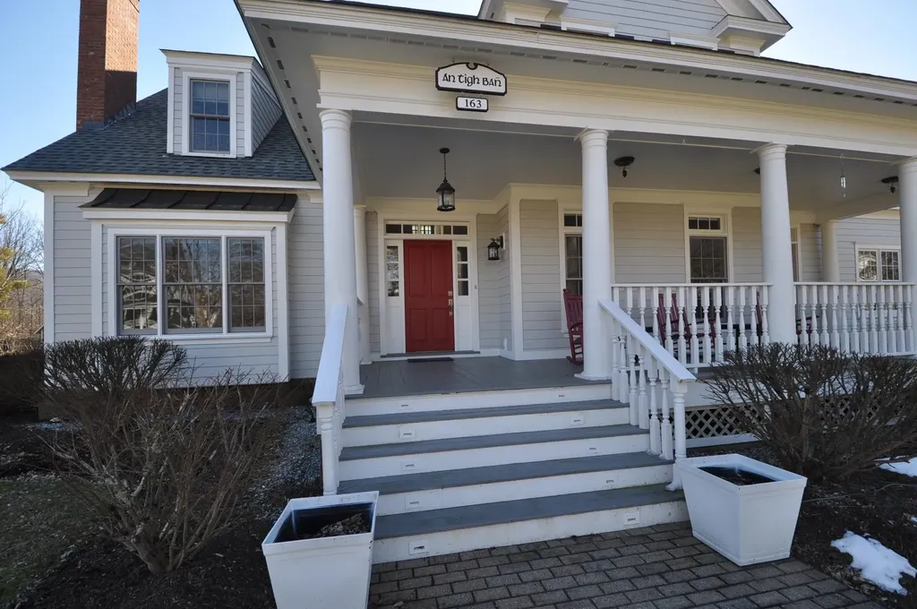 163 Taconic Road Manchester VT 05254