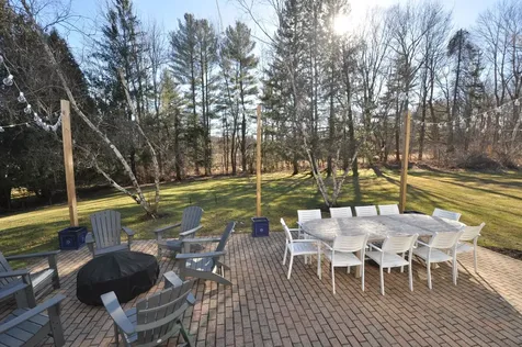 163 Taconic Road Manchester VT 05254