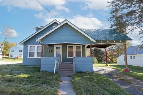 172 Pleasant Street St. Johnsbury VT 05819