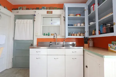 172 Pleasant Street St. Johnsbury VT 05819