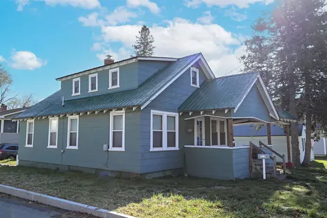 172 Pleasant Street St. Johnsbury VT 05819