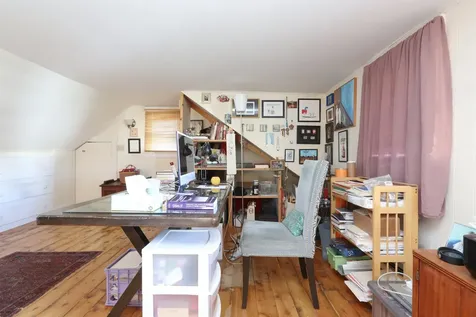 172 Pleasant Street St. Johnsbury VT 05819