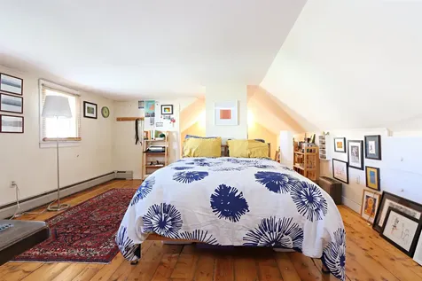 172 Pleasant Street St. Johnsbury VT 05819