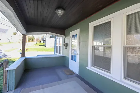 172 Pleasant Street St. Johnsbury VT 05819