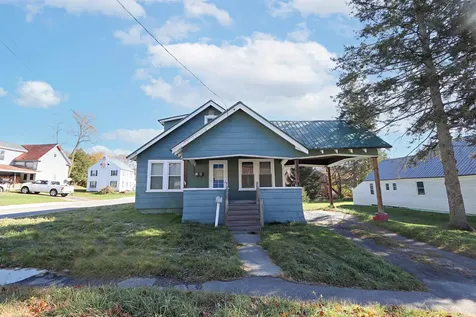 172 Pleasant Street St. Johnsbury VT 05819