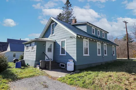 172 Pleasant Street St. Johnsbury VT 05819