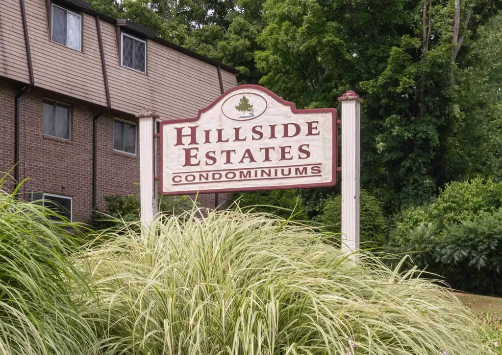 1 Pembroke Drive Derry NH 03038