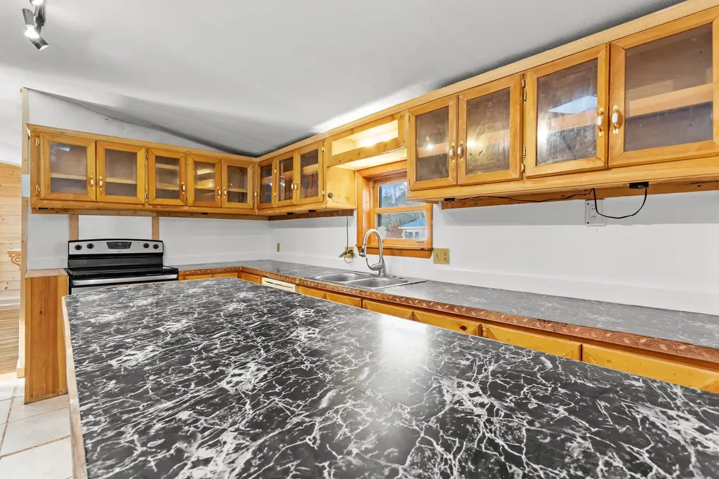 7 Brownstone Lane Rochester NH 03867